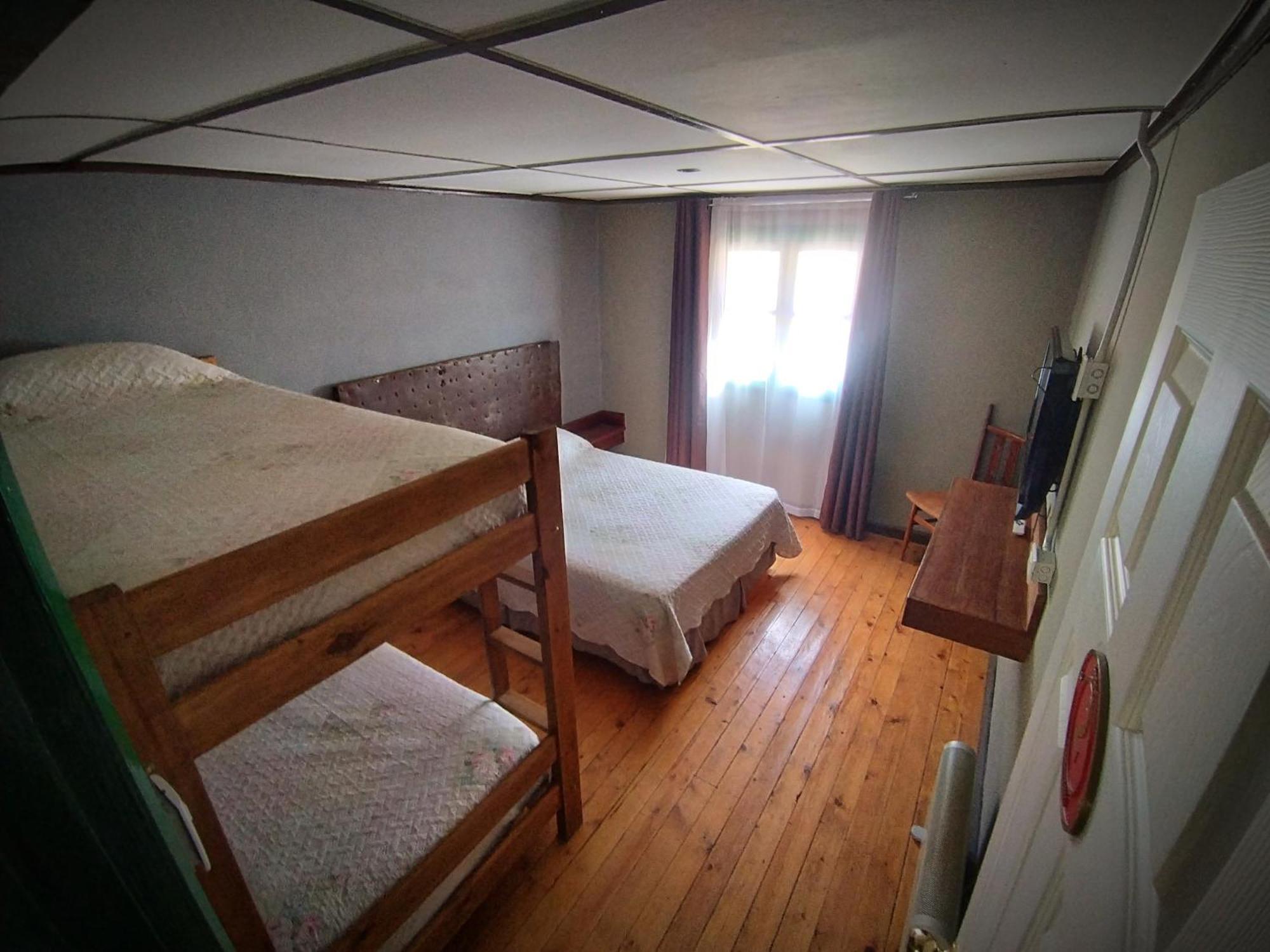 Hospedaje Lenas Del Tolosa Las Cuevas  Room photo